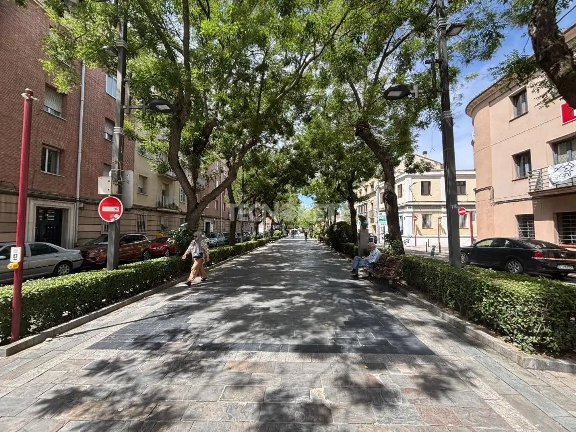 Vista exterior de Piso en venta en Guadalajara con Calefacción