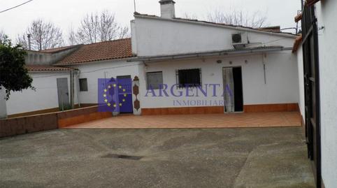 Foto 4 de Casa o xalet en venda a Valdesalor - Rincón de Ballesteros, Cáceres