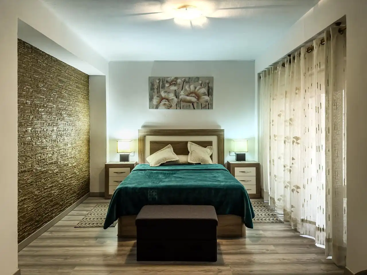 Bedroom of Flat for sale in Canals  with Air Conditioner and Balcony