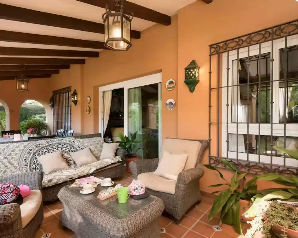 Terrassa de Casa o xalet en venda en Alhaurín de la Torre amb Aire condicionat, Piscina i Balcó