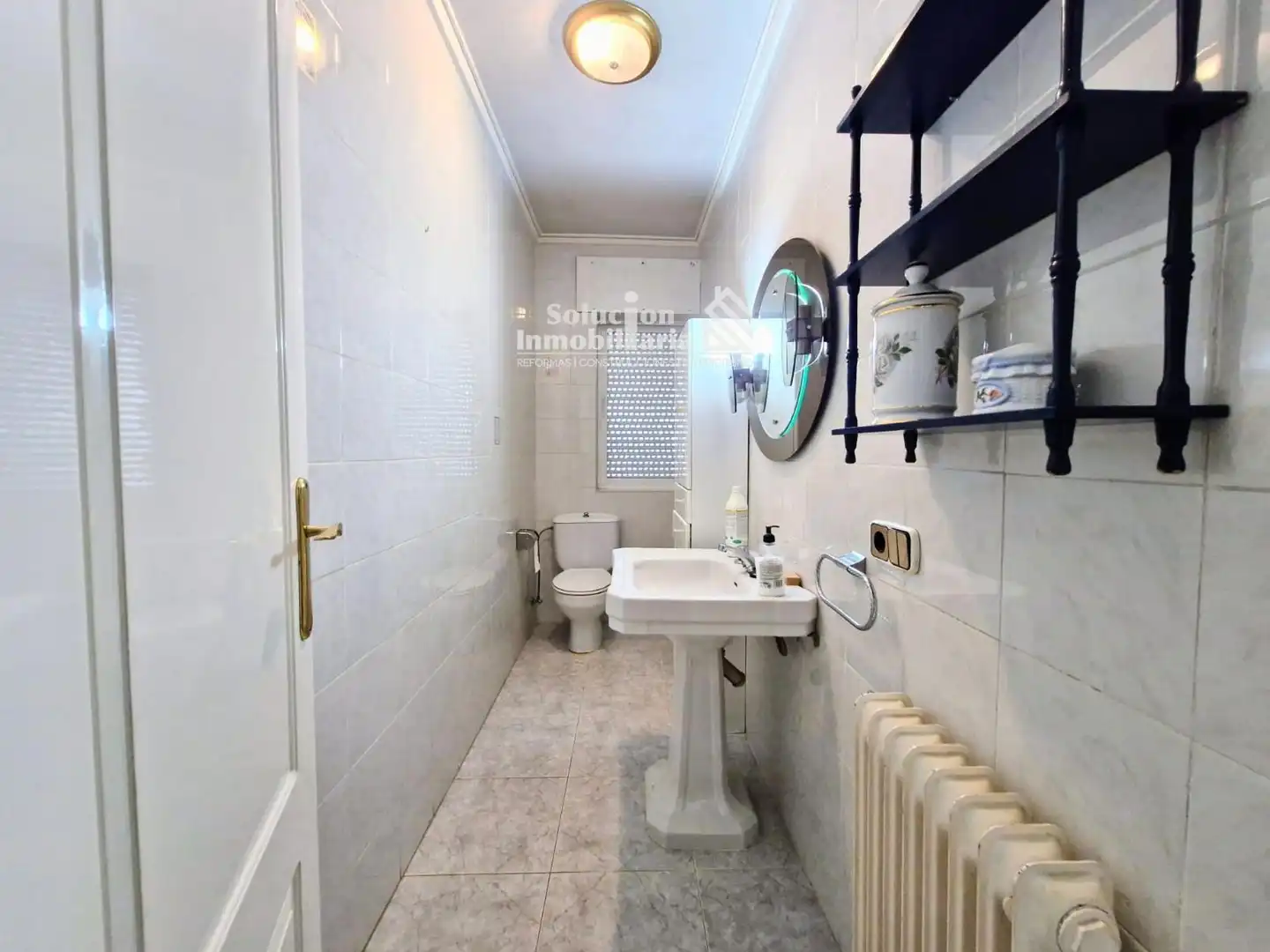 Badezimmer von Einfamilien-Reihenhaus zum Verkauf in Alba de Tormes mit Heizung, Abstellraum und Schwimmbad