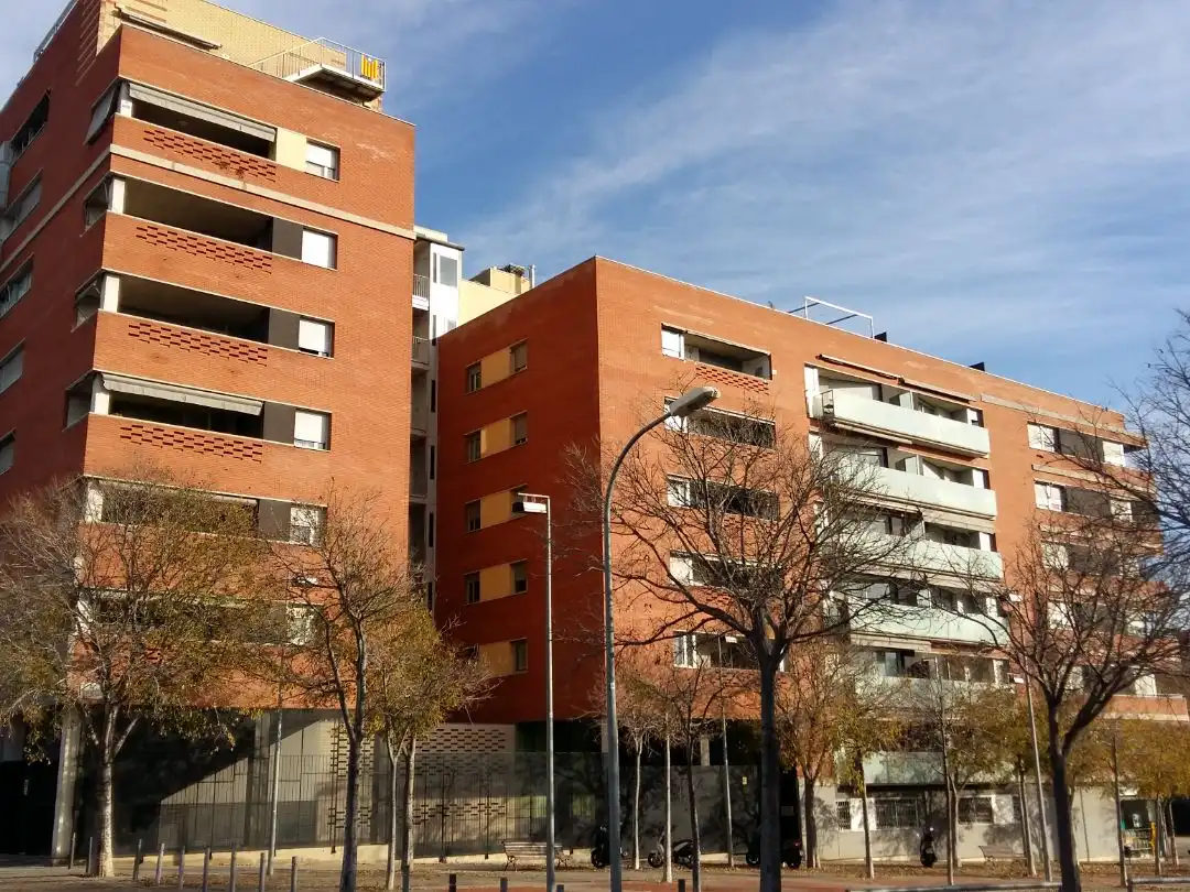 Exterior view of Duplexes for sale in  Barcelona Capital  with Air Conditioner and Terrace