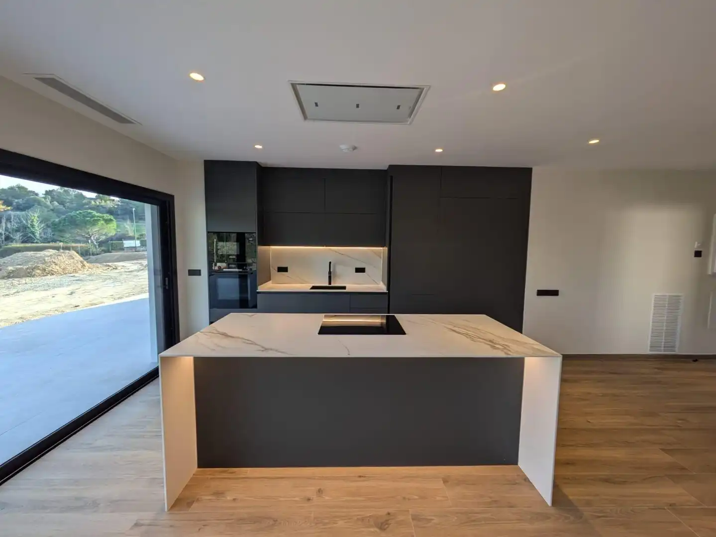 Villa con giardino in vendita a Calle MONTARDO, imagen 18