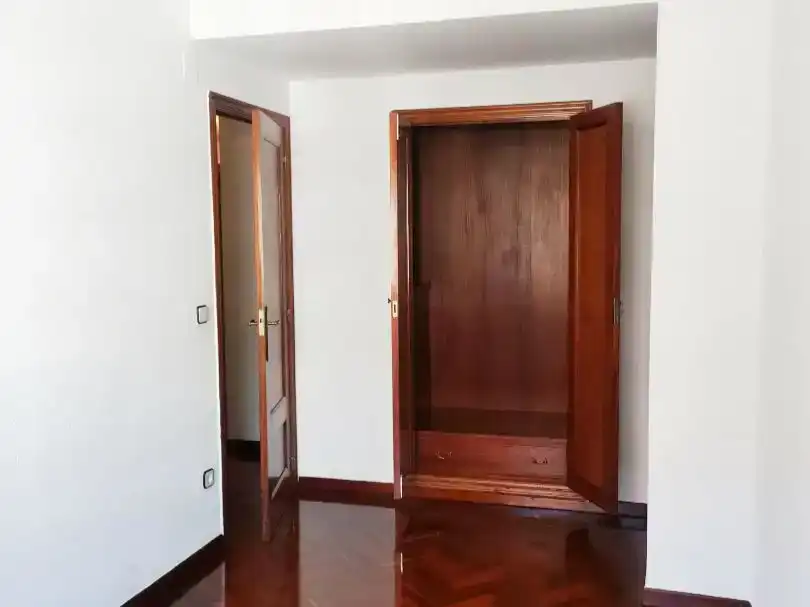 Wohnung zur Miete in Salamanca Capital mit Balkon