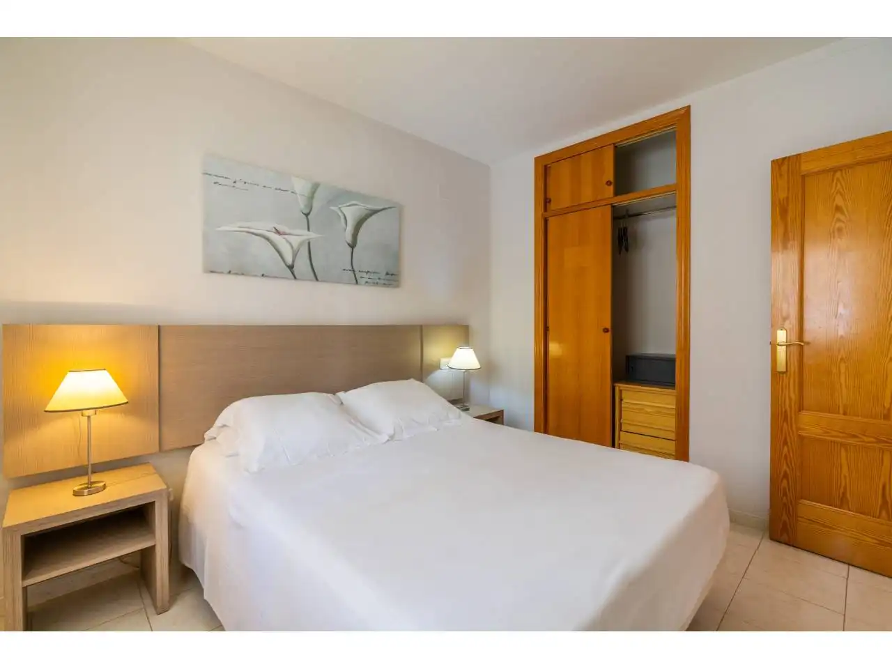 Schlafzimmer von Einfamilien-Reihenhaus zum Verkauf in Calpe / Calp mit Klimaanlage, Terrasse und Möbliert