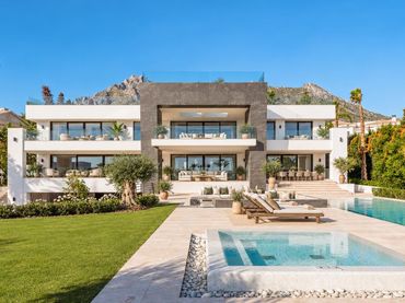 Casa amb piscina de lloguer a Milla de Oro