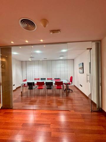 Oficina en Alquiler en Benalúa