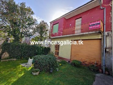 Casa con balcone in vendita a Verín