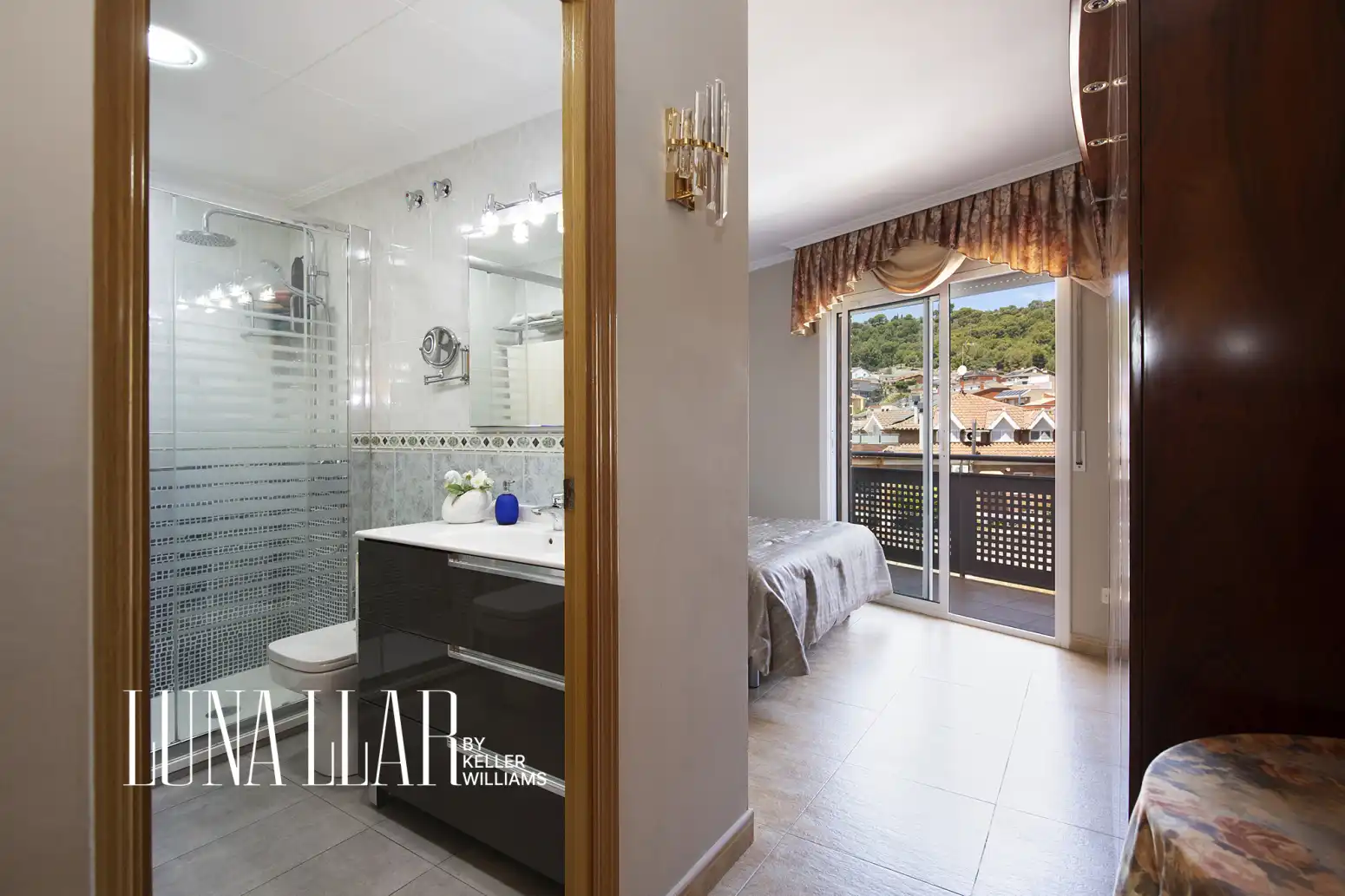 Baño de Ático en venta en Viladecans con Aire acondicionado, Calefacción y Terraza