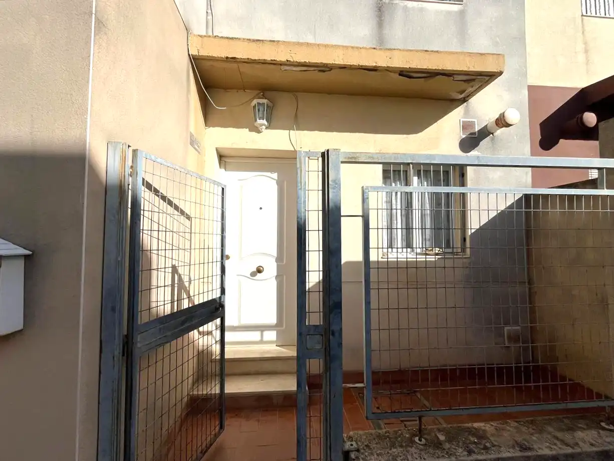 Casa en venta en Coronil, imagen 2