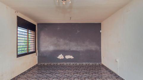 Photo 3 of Flat for sale in C/ Priorat, Torreforta, Tarragona