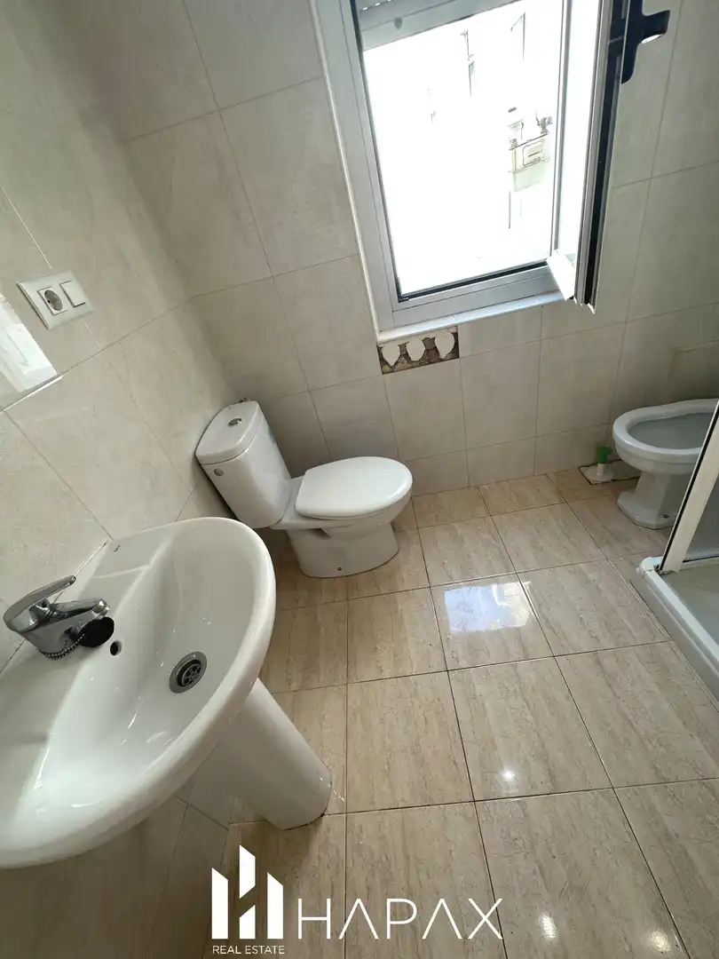 Bathroom of Flat for sale in Salamanca  with Heating and Balcony