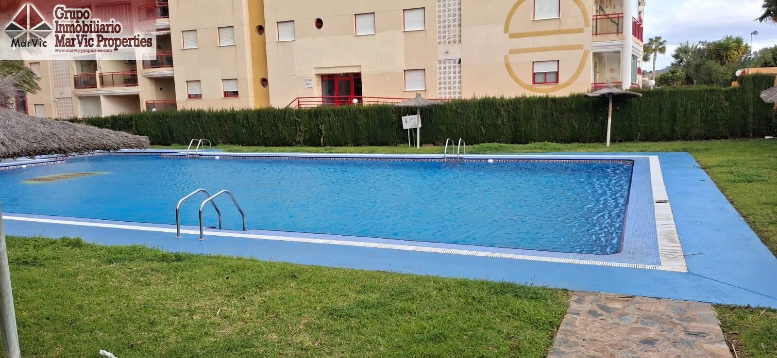 Piscina de Pis en venda en Benidorm amb Aire condicionat, Calefacció i Terrassa