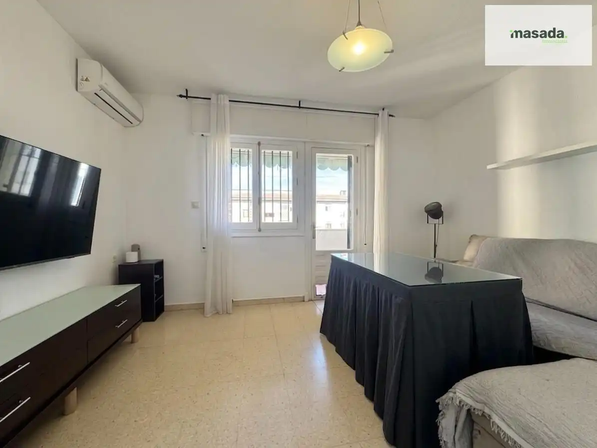 Bedroom of Flat for sale in Granada  with Air Conditioner, Storage room and Balcony