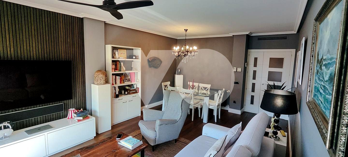 Living room of Flat for sale in Boadilla del Monte  with Air Conditioner, Heating and Terrace