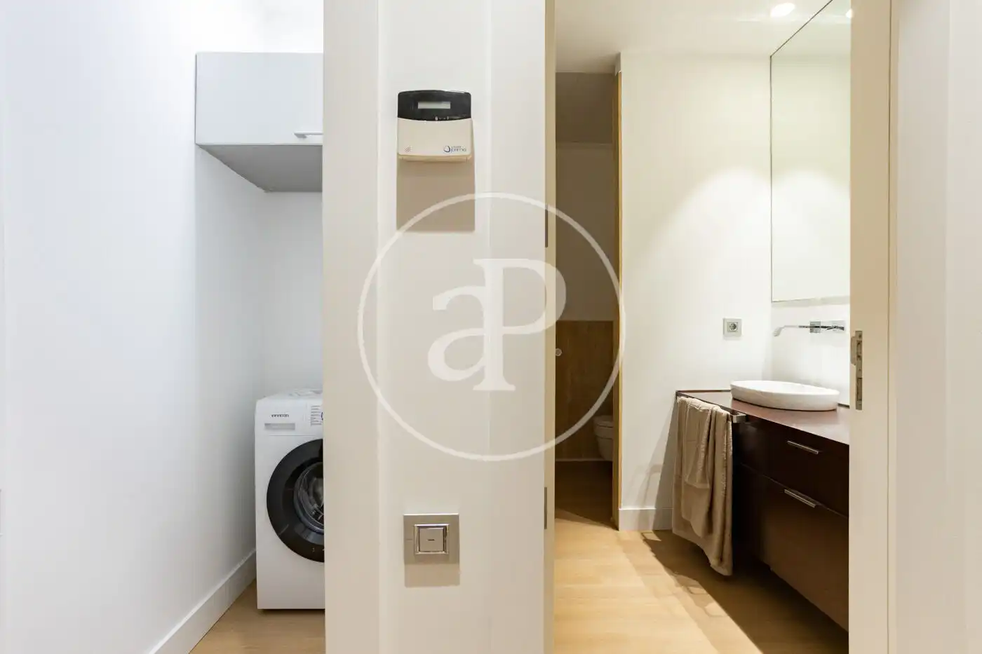 Baño de Piso de alquiler en Valencia con Aire acondicionado, Calefacción y Trastero