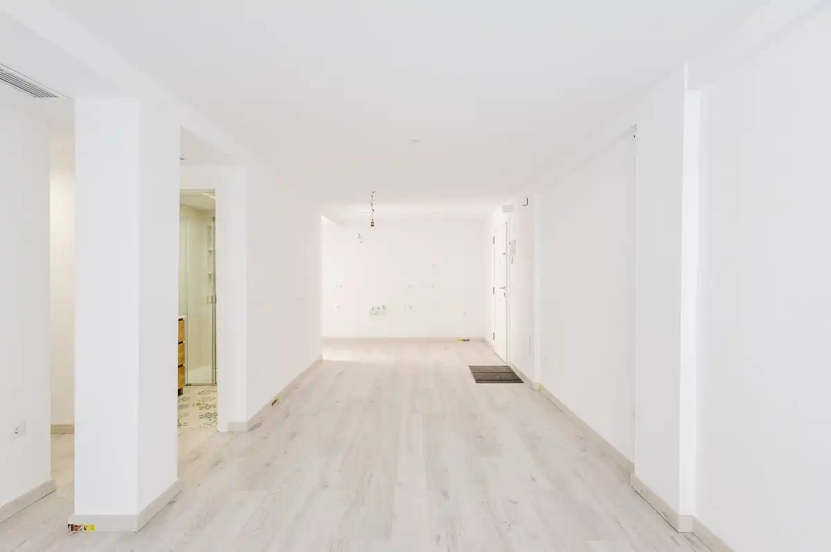 Piso en venta en Málaga con Calefacción, Terraza y Balcón