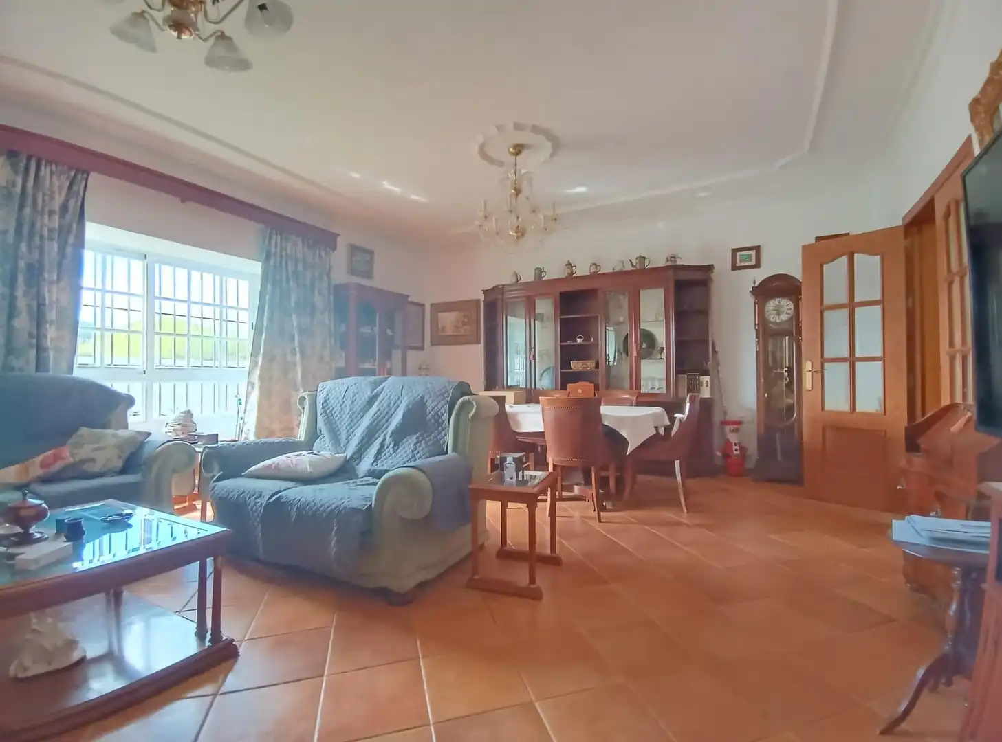 Sala de estar de Casa o chalet en venta en Chiclana de la Frontera con Jardín privado