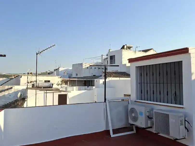 Vista exterior de Pis en venda en Bornos amb Aire condicionat, Jardí privat i Moblat