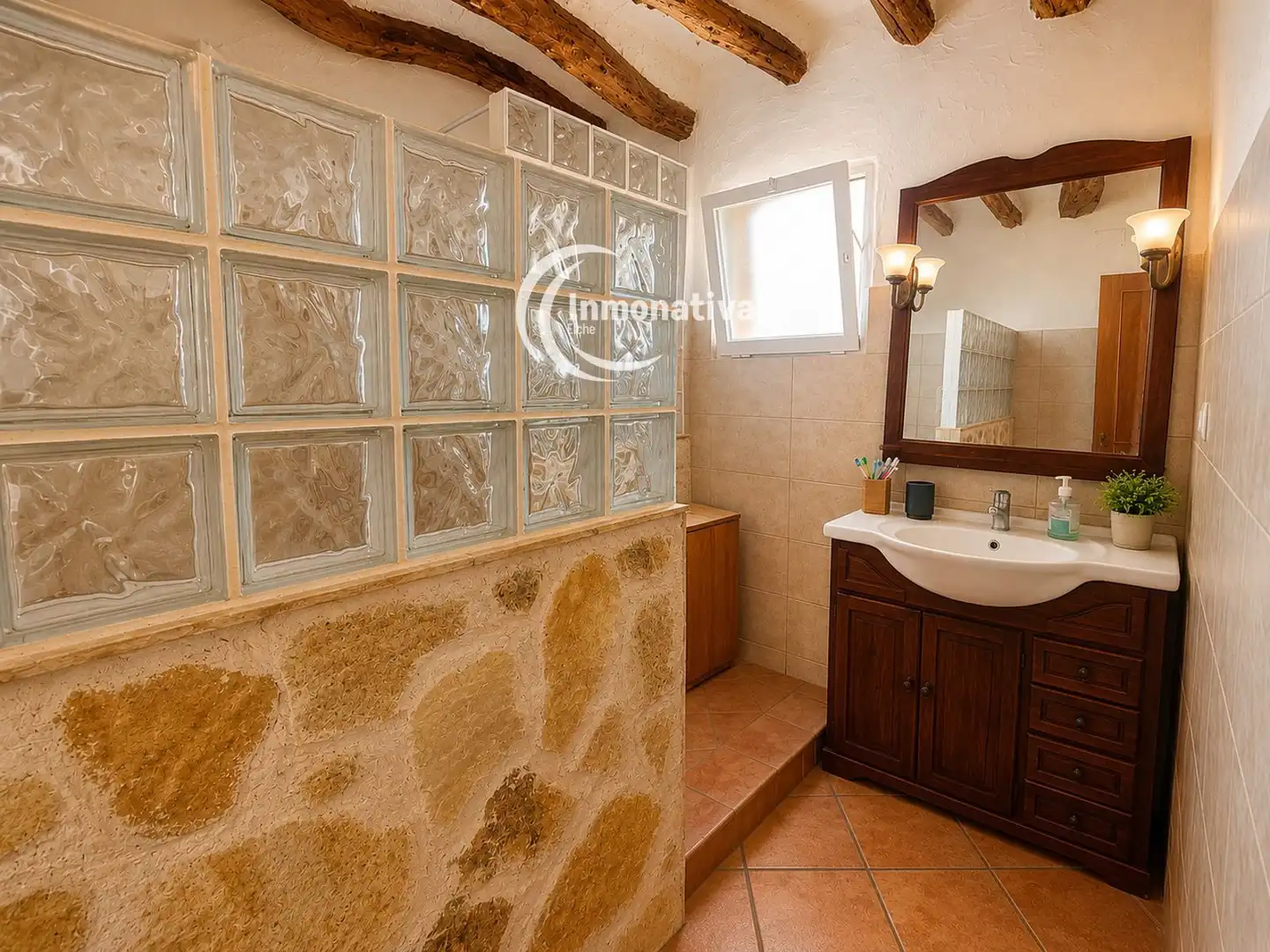 Bathroom of Houses for sale in Pedanías Oeste