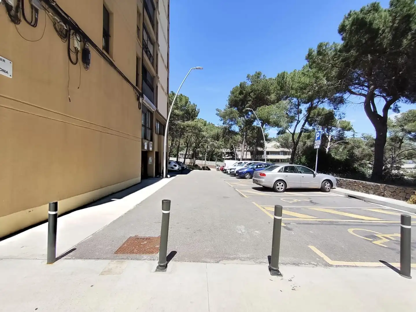 Aparcament de Pis en venda en Barcelona amb Balcó
