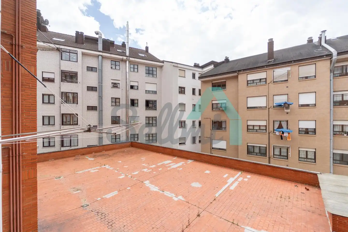 Terraza de Piso en venta en Oviedo  con Calefacción, Parquet y Trastero