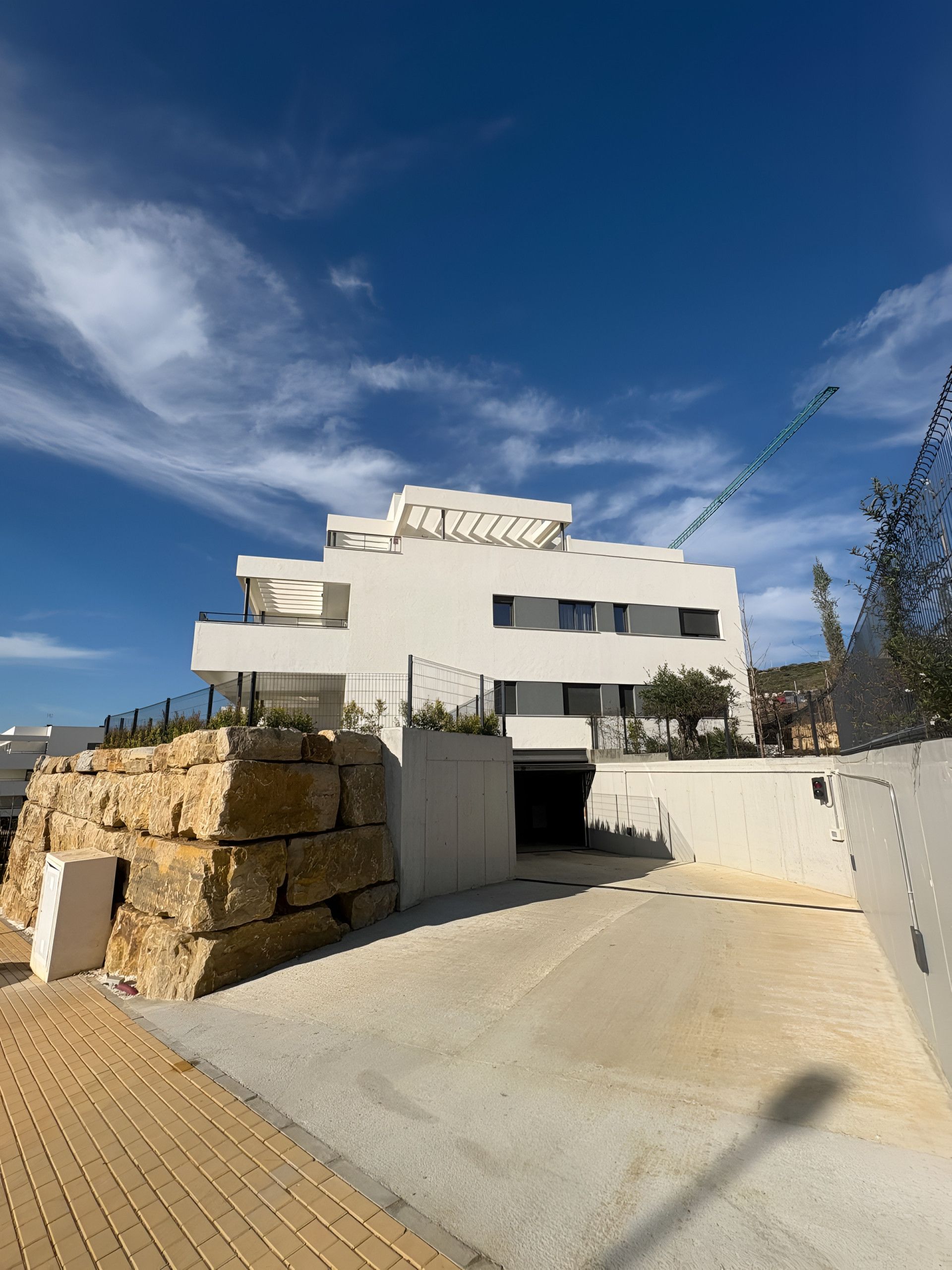 Außenansicht von Wohnungen zur Miete in Casares mit Klimaanlage, Terrasse und Möbliert