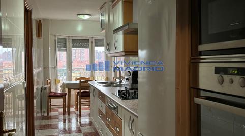 Foto 3 de Piso en venta en Carlos Sole, Portazgo, Madrid