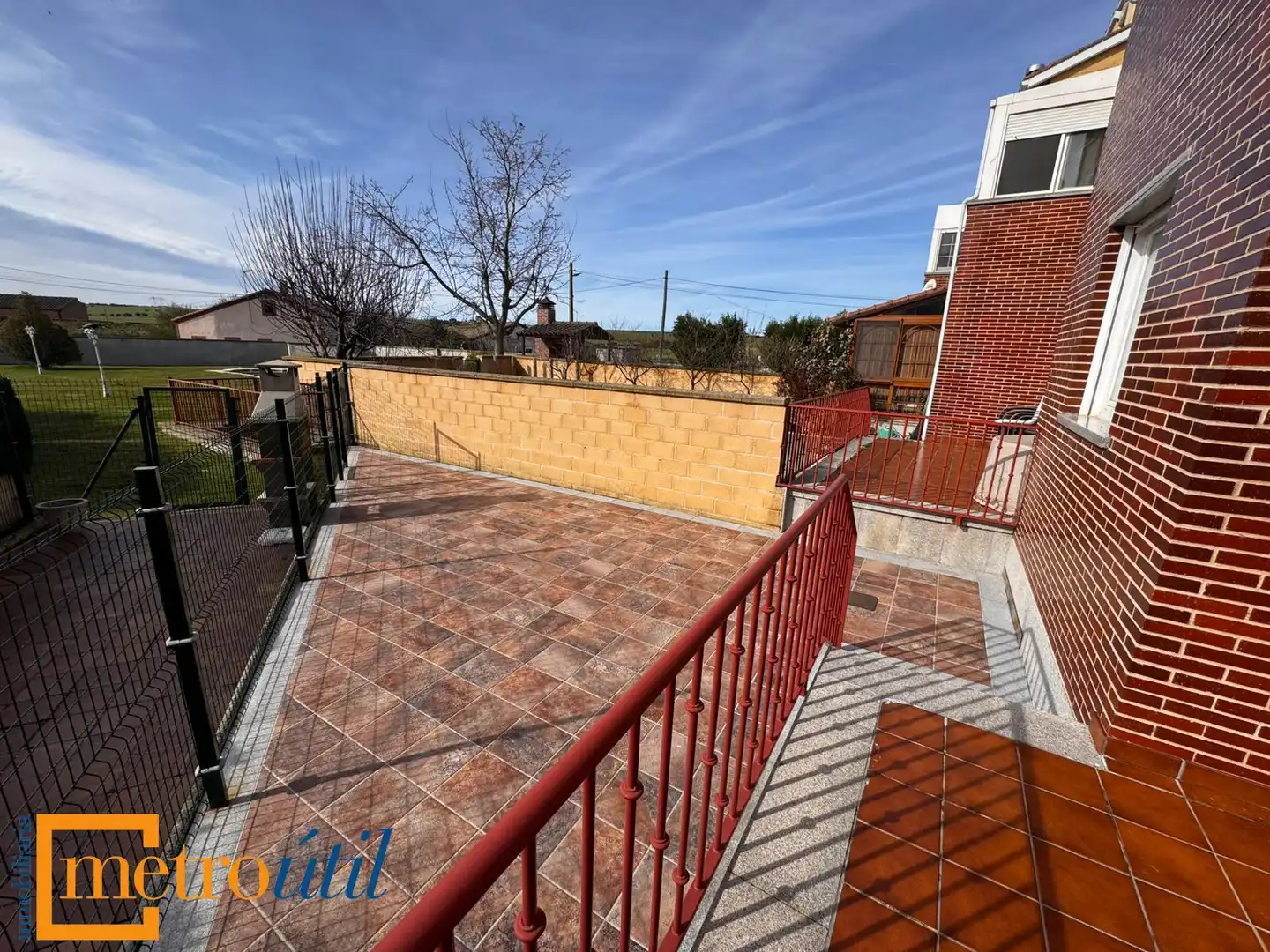 Terrassa de Casa o xalet en venda en Mozárbez amb Calefacció, Jardí privat i Parquet