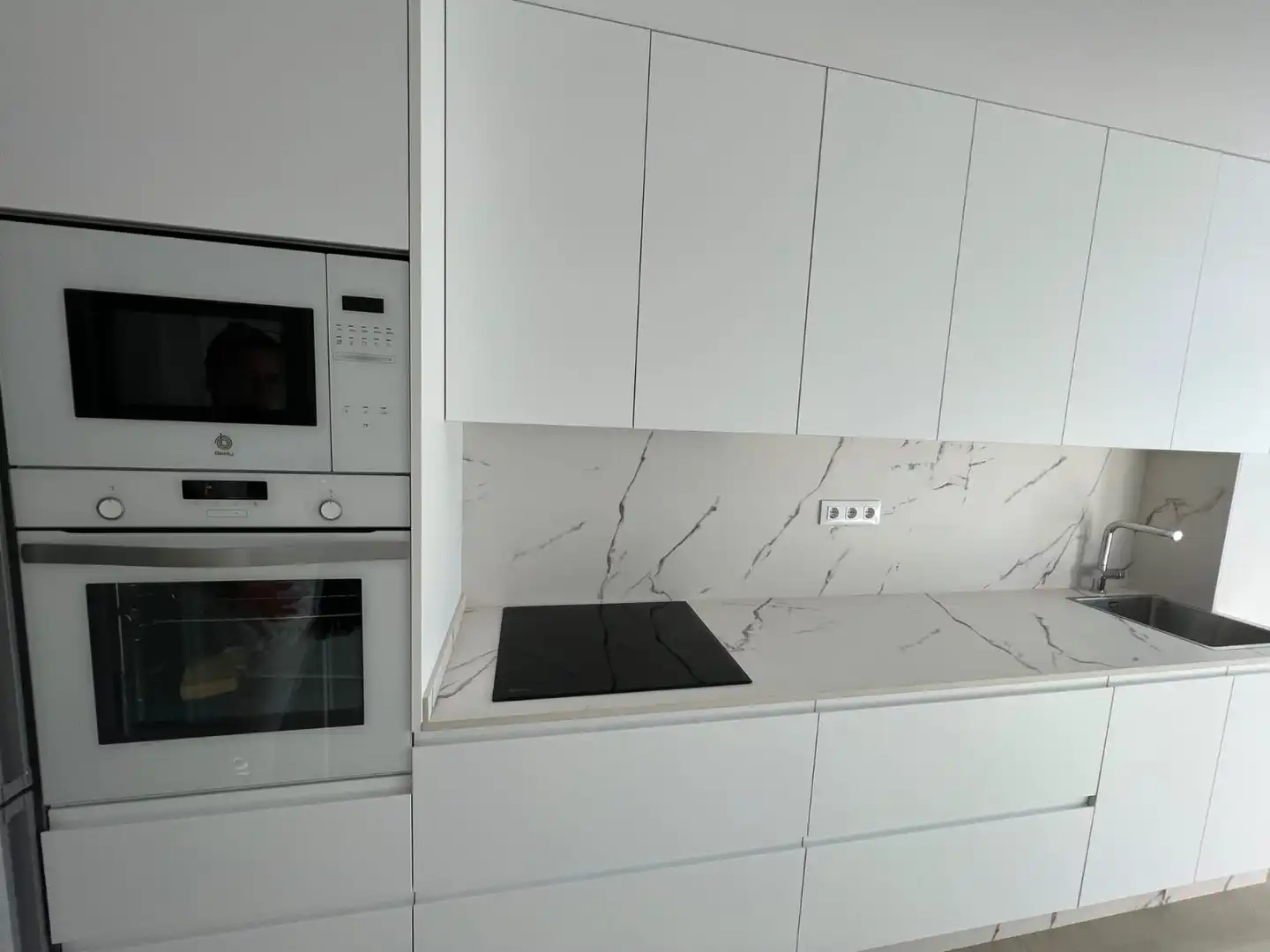 Kitchen of Flat for sale in Poio  with Heating, Parquet flooring and Oven