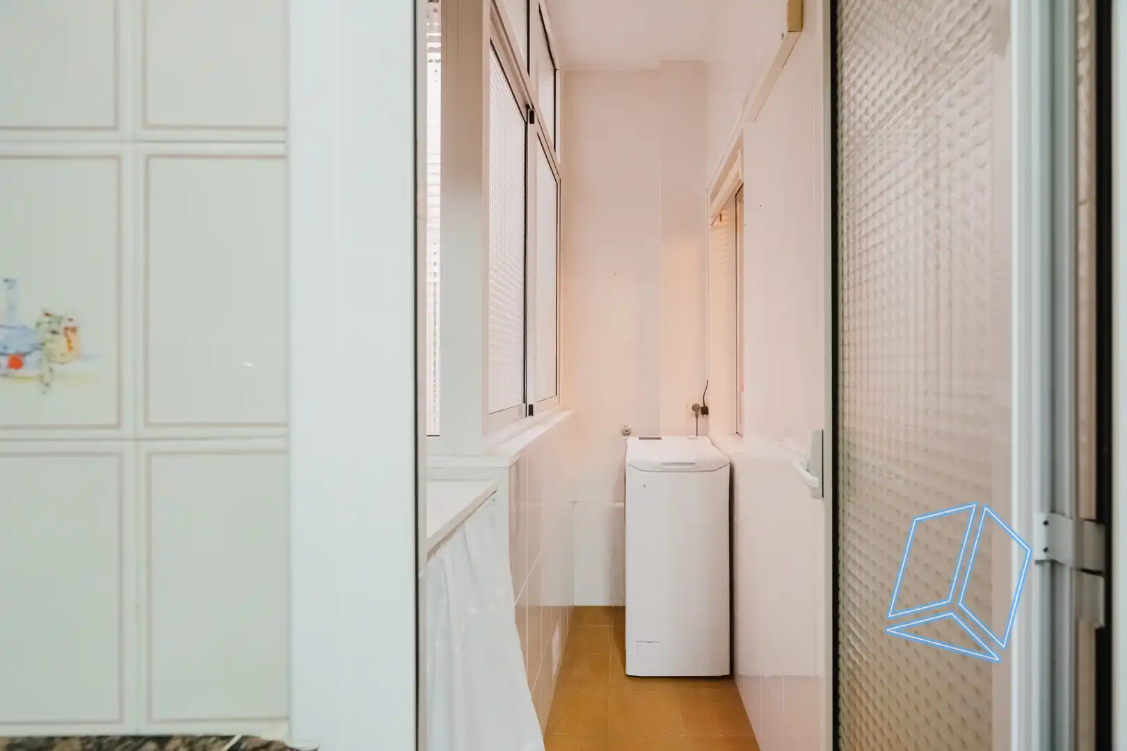 Baño de Piso en venta en L'Hospitalet de Llobregat con Balcón