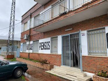 Nave industrial en venta en Carretera Jarandilla 35