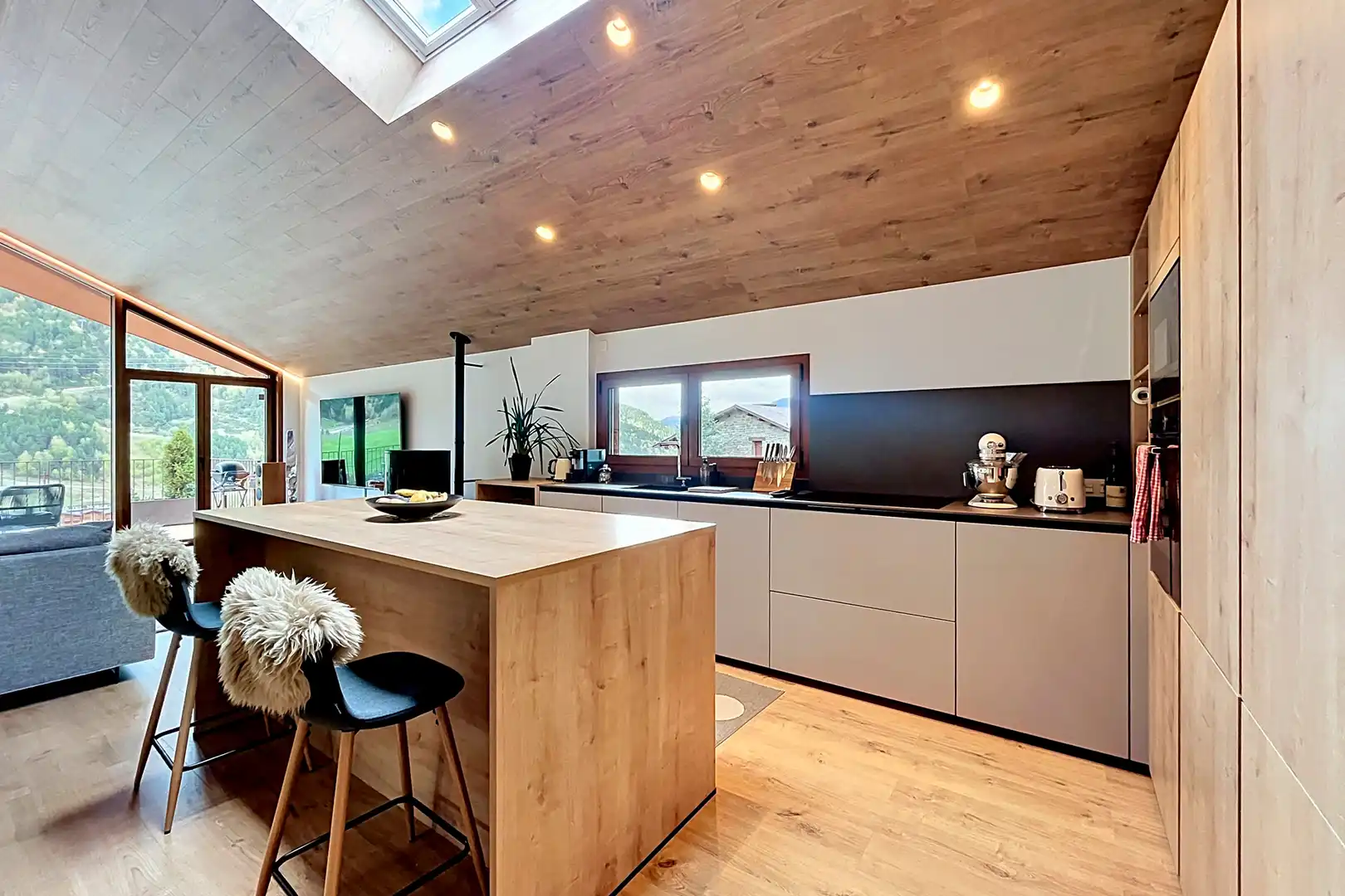 4-bedroom chalet for sale in El Tarter, Canillo · 6 of 60