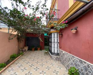 Exterior view of House or chalet for sale in Sanlúcar de Barrameda  with Air Conditioner, Terrace and Balcony