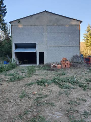 Nave industrial en Alquiler en Carrer de la Ginesta, 2 en Viladrau