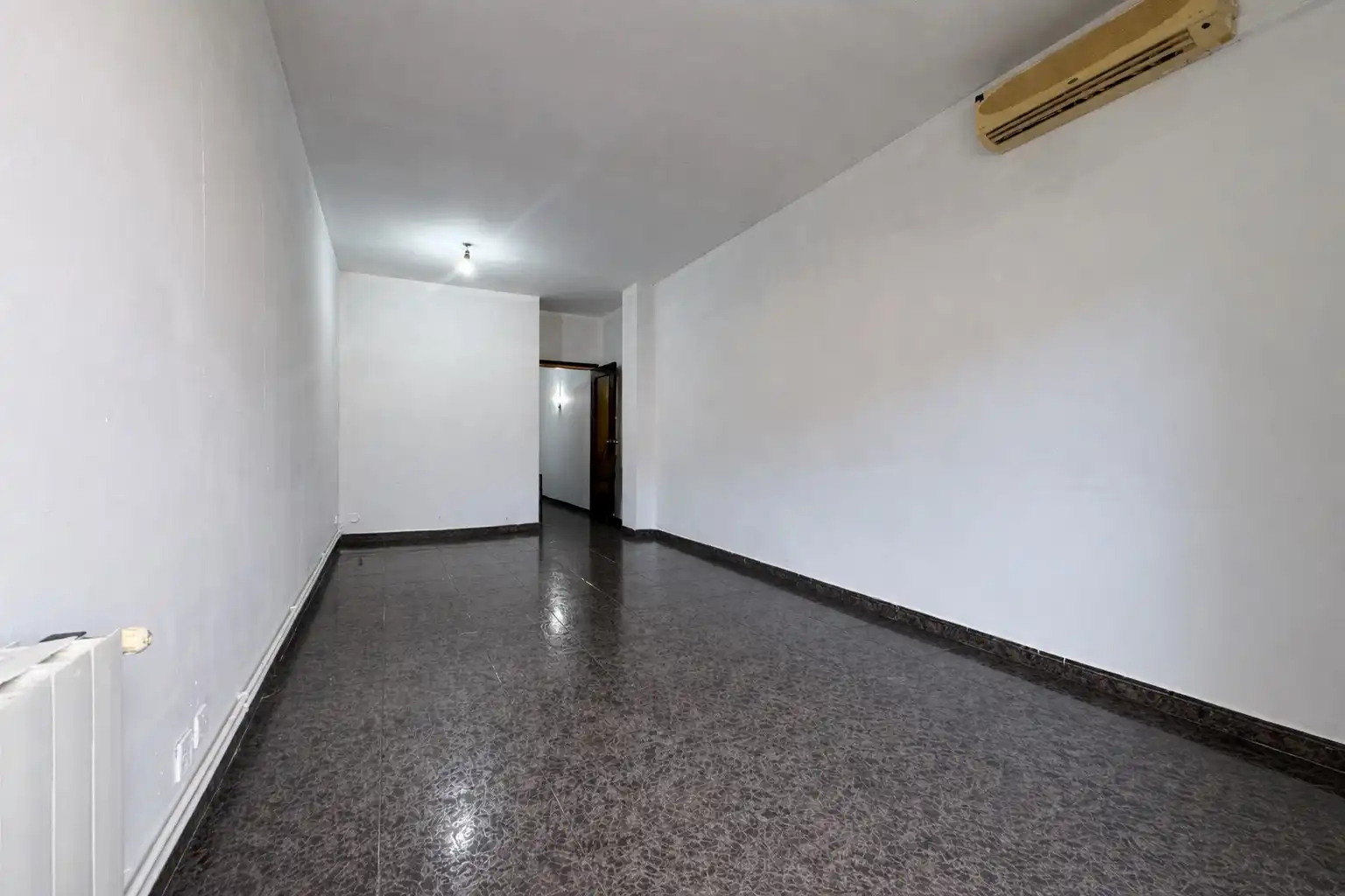 Piso en venta en Molins de Rei con Aire acondicionado, Calefacción y Balcón
