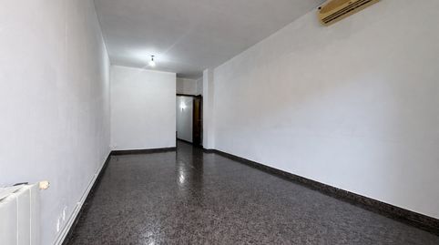Foto 3 de Piso en venta en Molins de Rei, Barcelona