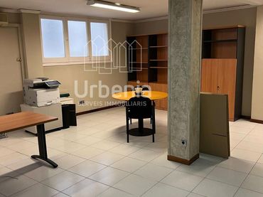 Gewerbefläche zur Miete in Urbanitzacions
