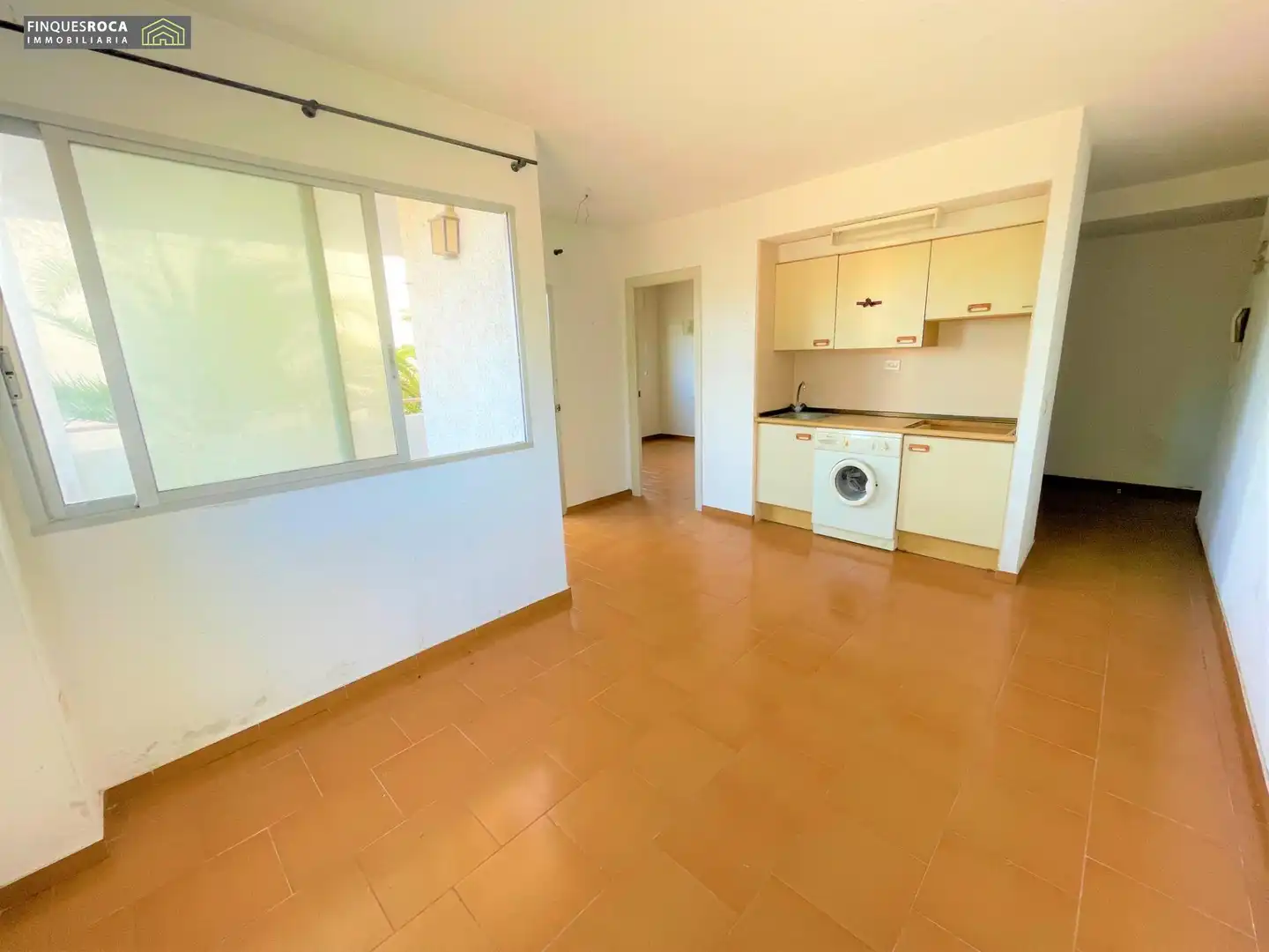 Außenansicht von Wohnungen zum Verkauf in Alcanar mit Privatgarten, Terrasse und Alarm