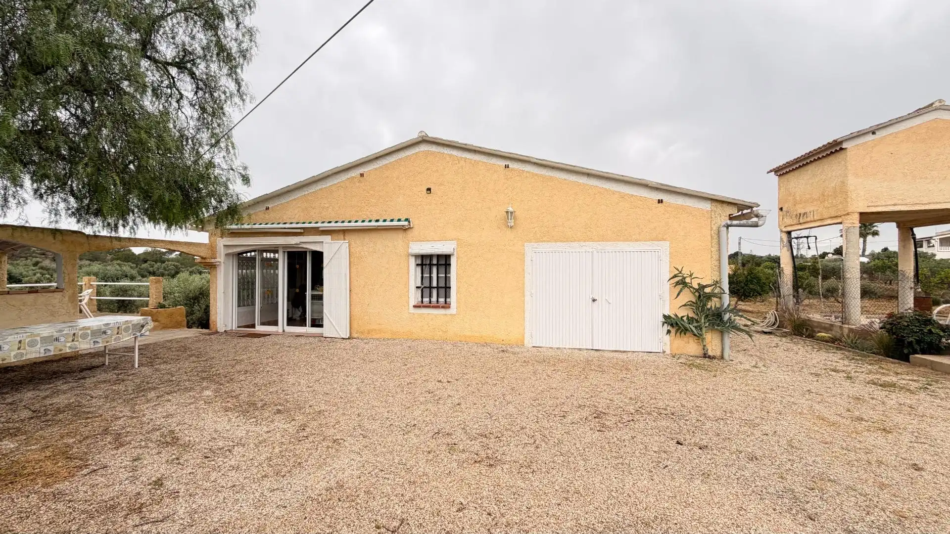 Exterior view of Houses for sale in Elche / Elx  with Heating, Private garden and Storage room