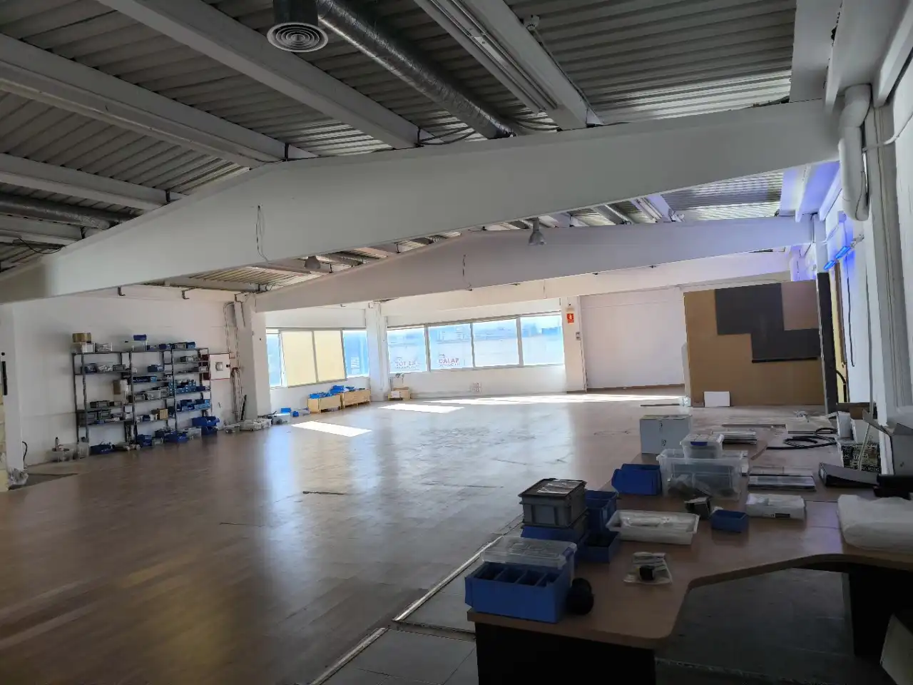 Nave industrial en venta en Badalona