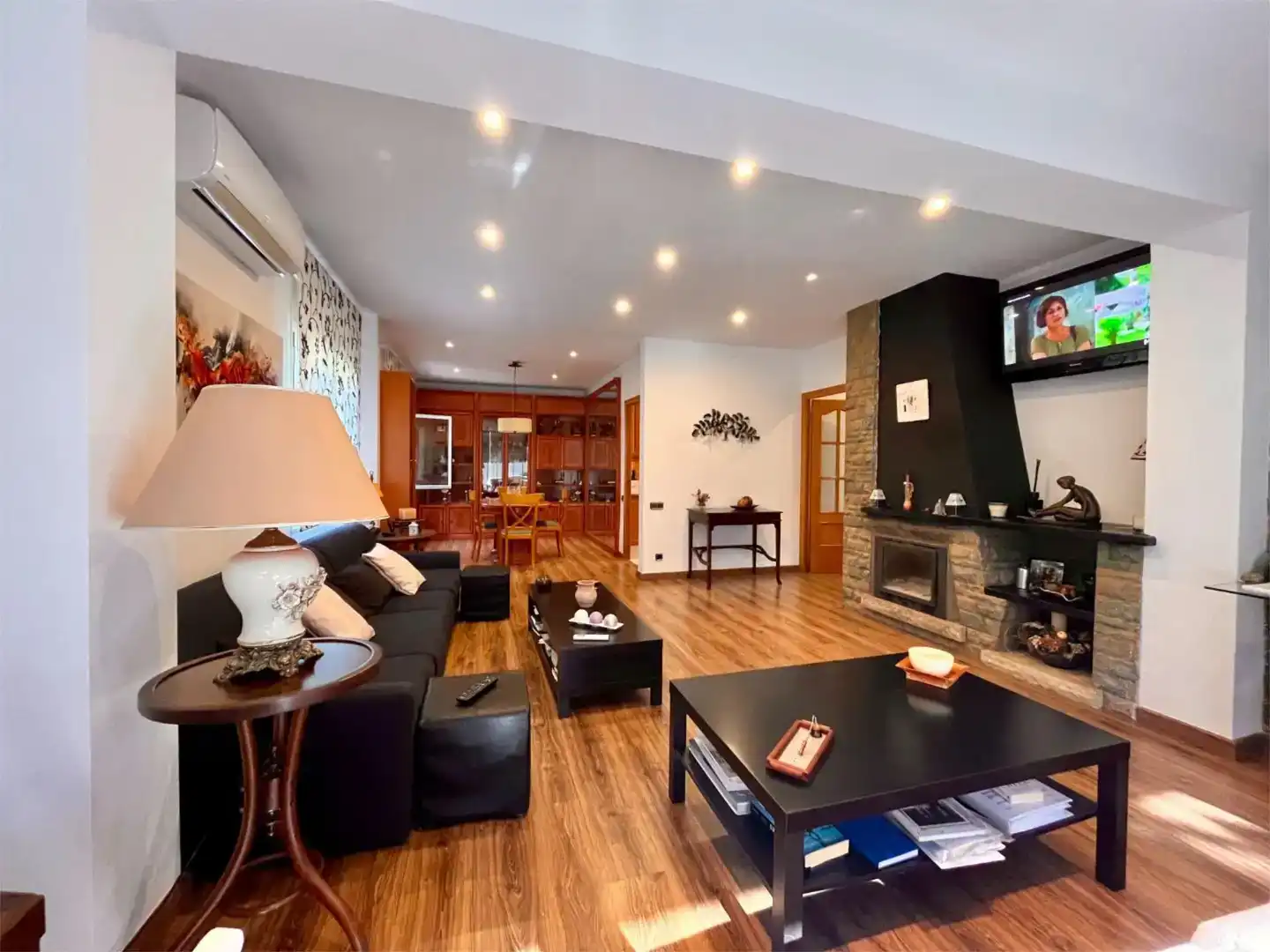 Sala de estar de Casa o chalet en venta en Begues con Aire acondicionado, Piscina y Balcón