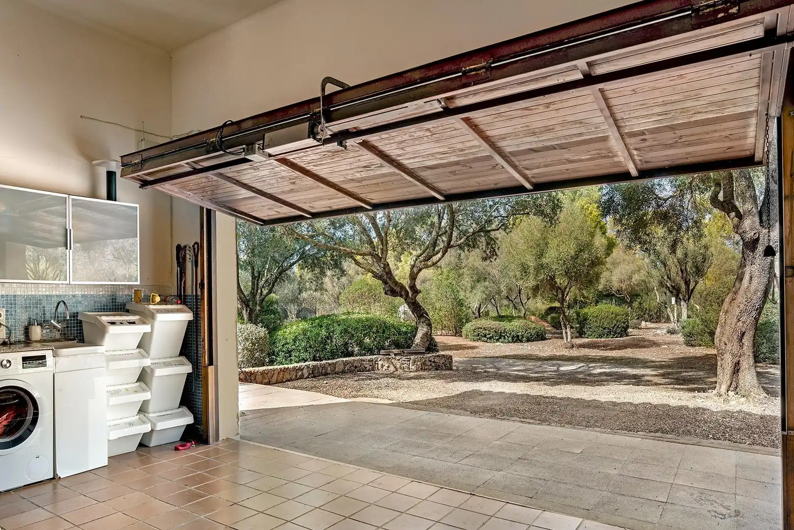 Parking of Houses for sale in  Palma de Mallorca  with Heating, Private garden and Swimming Pool