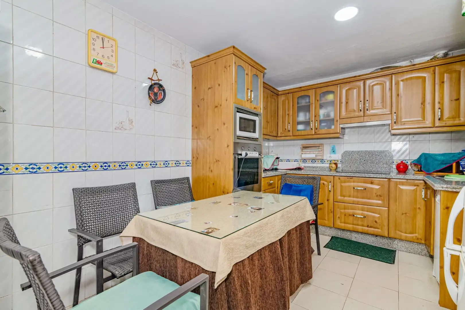Cuina de Casa adosada en venda en La Zubia amb Terrassa