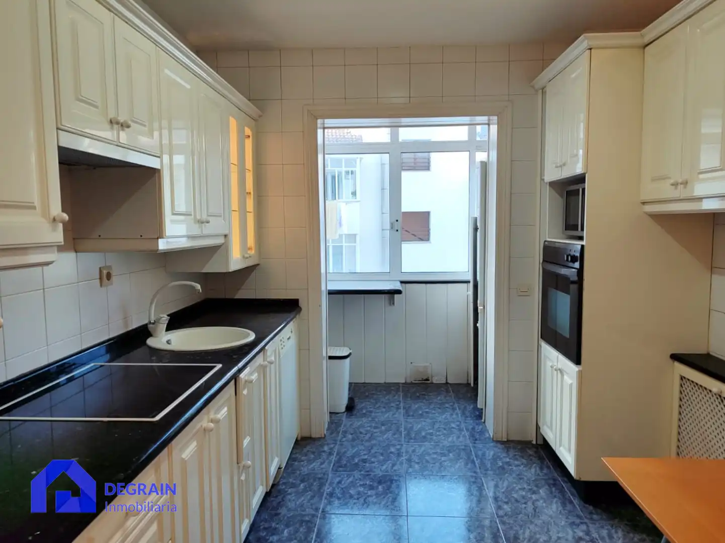 Wohnung zum Verkauf in Oviedo - FUERTES ACEVEDO, Buenavista