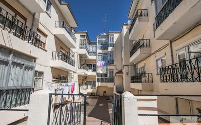 Vista exterior de Pis en venda en Ávila Capital amb Terrassa