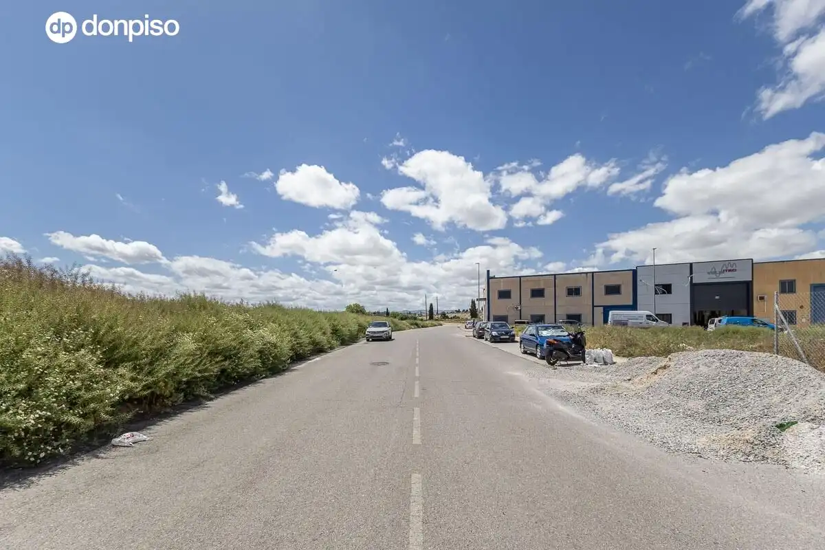 Industrial land for sale in Paseo de las Andás 11, imagen 4