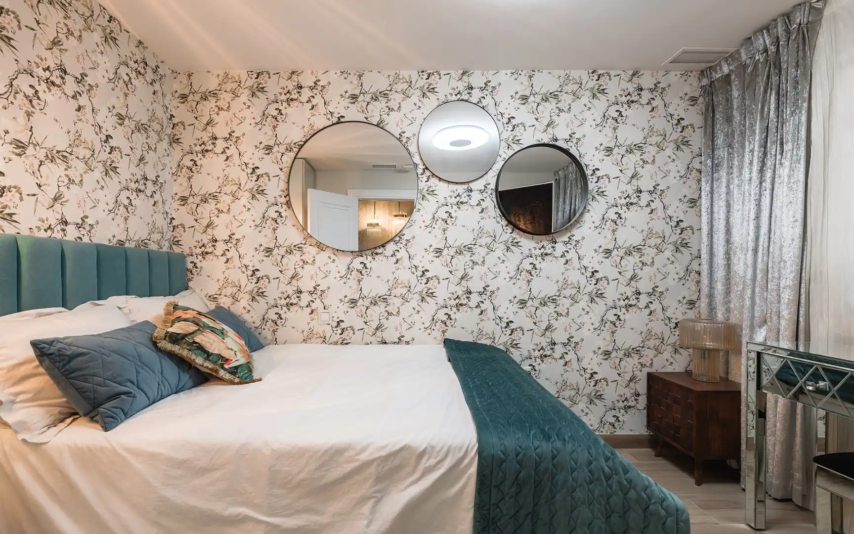 Bedroom of Duplexes for sale in Marbella  with Air Conditioner, Terrace and Swimming Pool