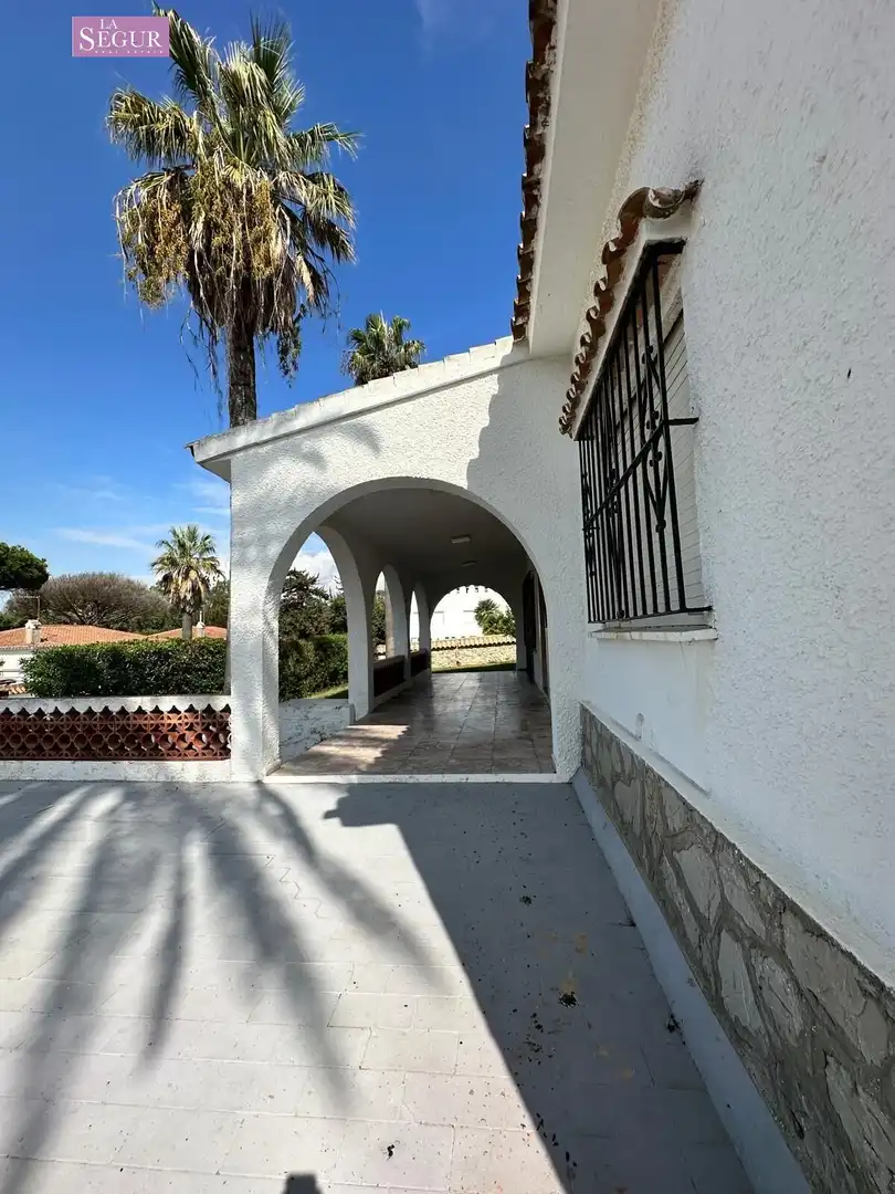 Casa o xalet en venda en Conil de la Frontera amb Jardí privat, Terrassa i Traster