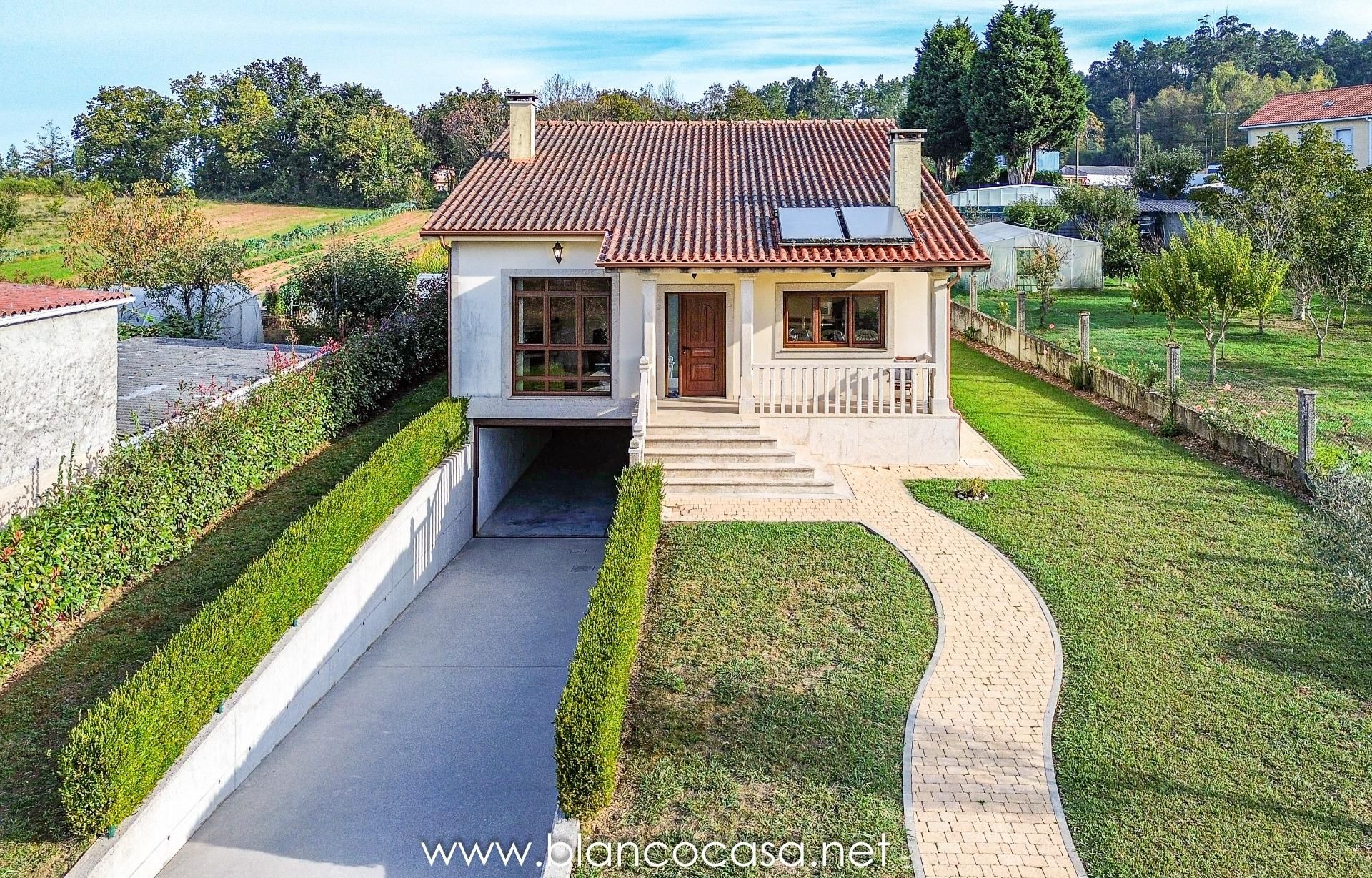 Exterior view of House or chalet for sale in Carballo  with Heating and Storage room